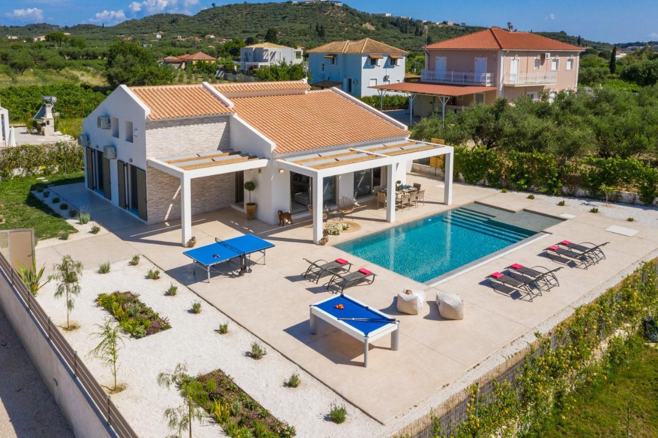 Zante Prime Heated Pool Plános