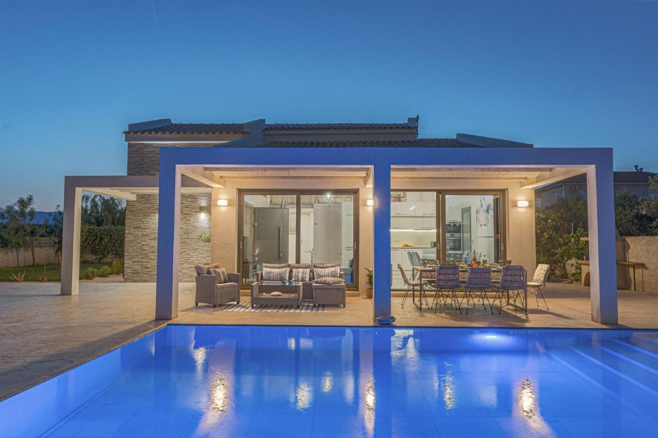 Zante Prime Heated Pool Villa *